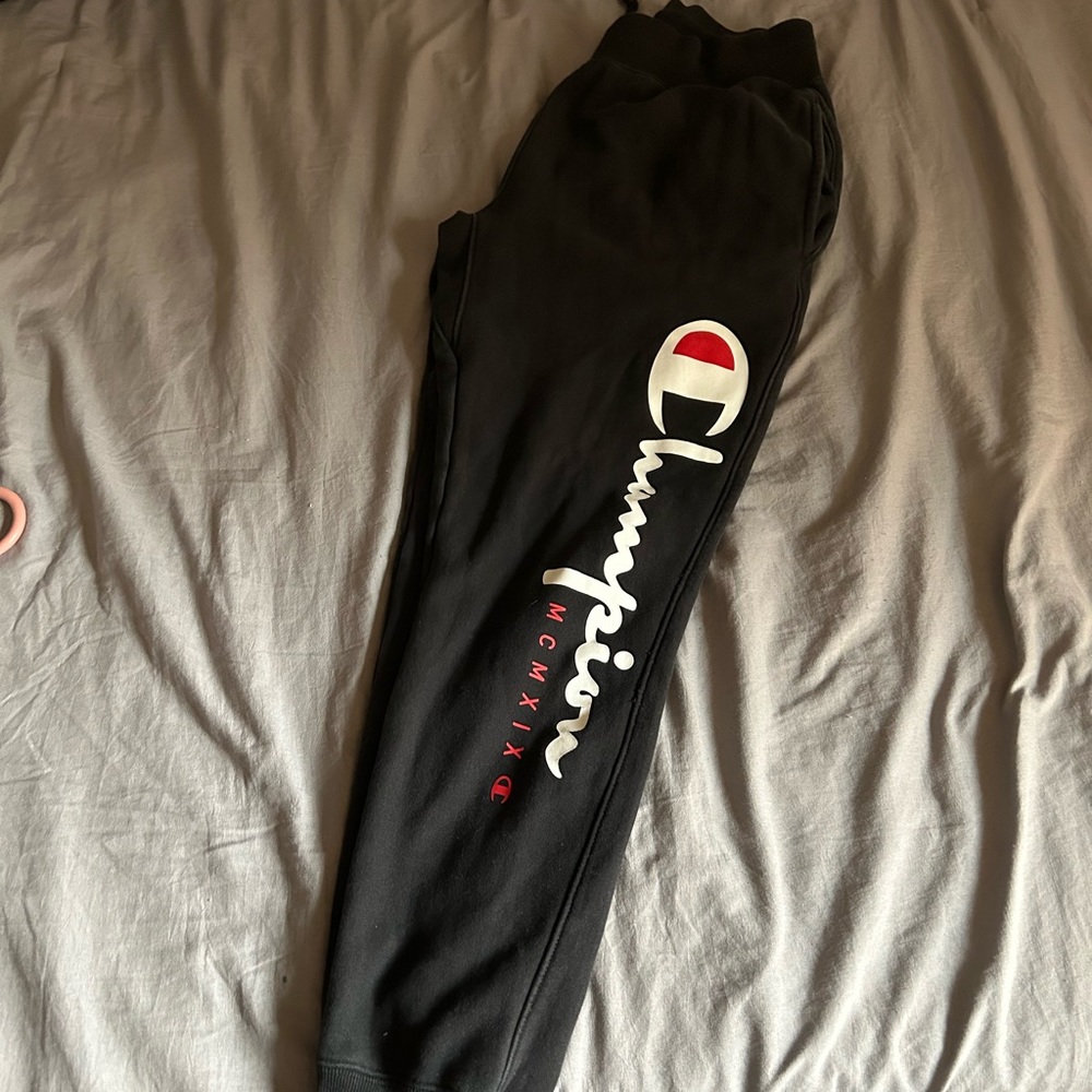 Champion sweatpants size medium